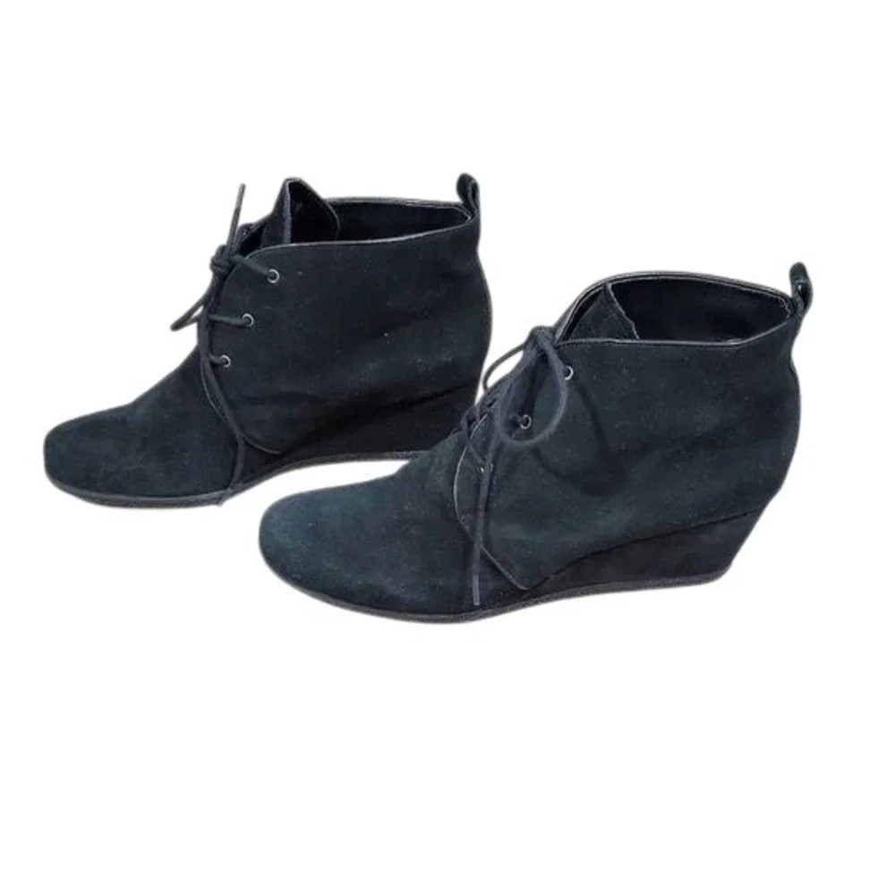 FRANCO Sarto Annabelle black‎ suede lace up Wedge Comfy Botties boots size 10